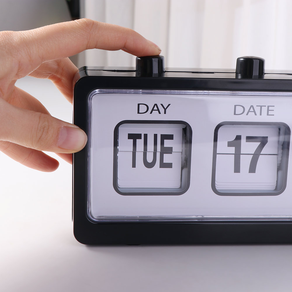 Office Tech Gadgets - 전자식 페이지 넘김 달력 시계 빈티지